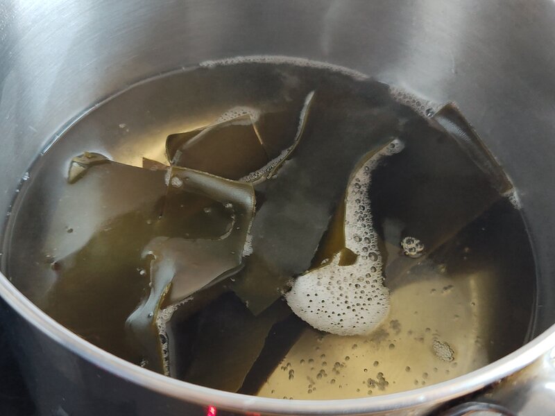 Boiling Kombu